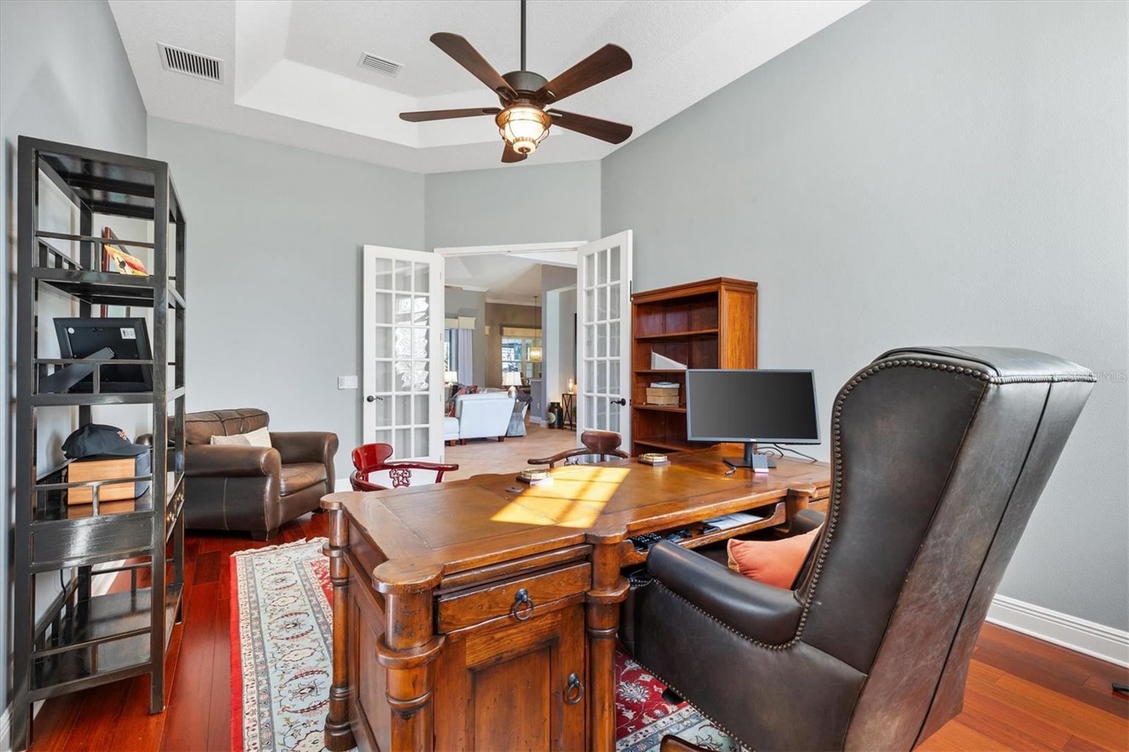 Image 16 of 75 For 849 Oakwood Street