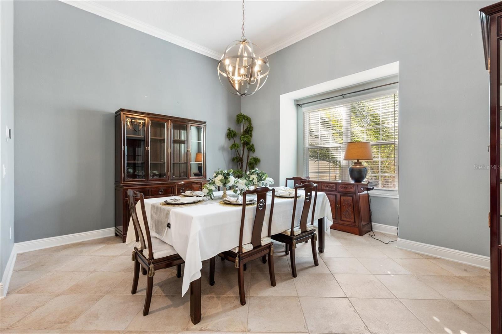 Image 19 of 75 For 849 Oakwood Street