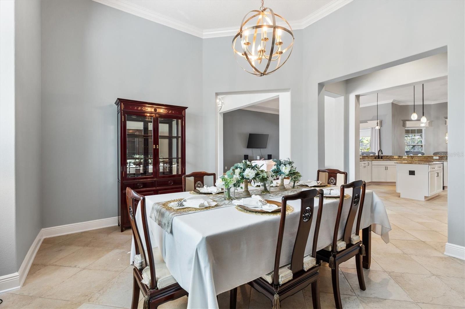 Image 20 of 75 For 849 Oakwood Street