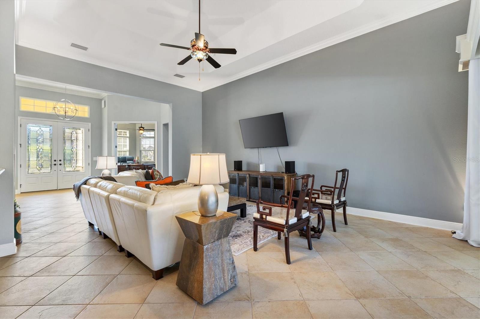 Image 23 of 75 For 849 Oakwood Street