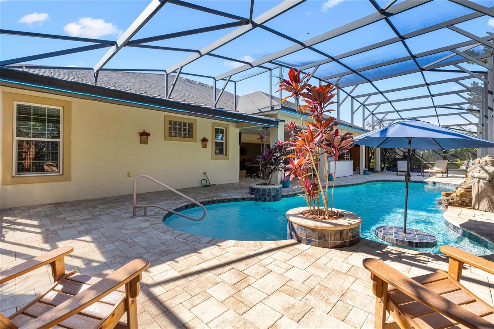 Image 35 of 75 For 849 Oakwood Street