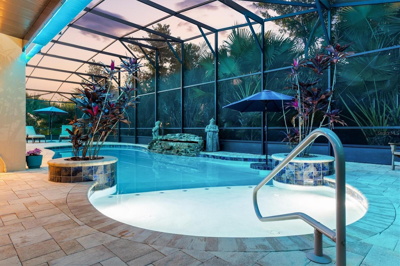 Image 39 of 75 For 849 Oakwood Street