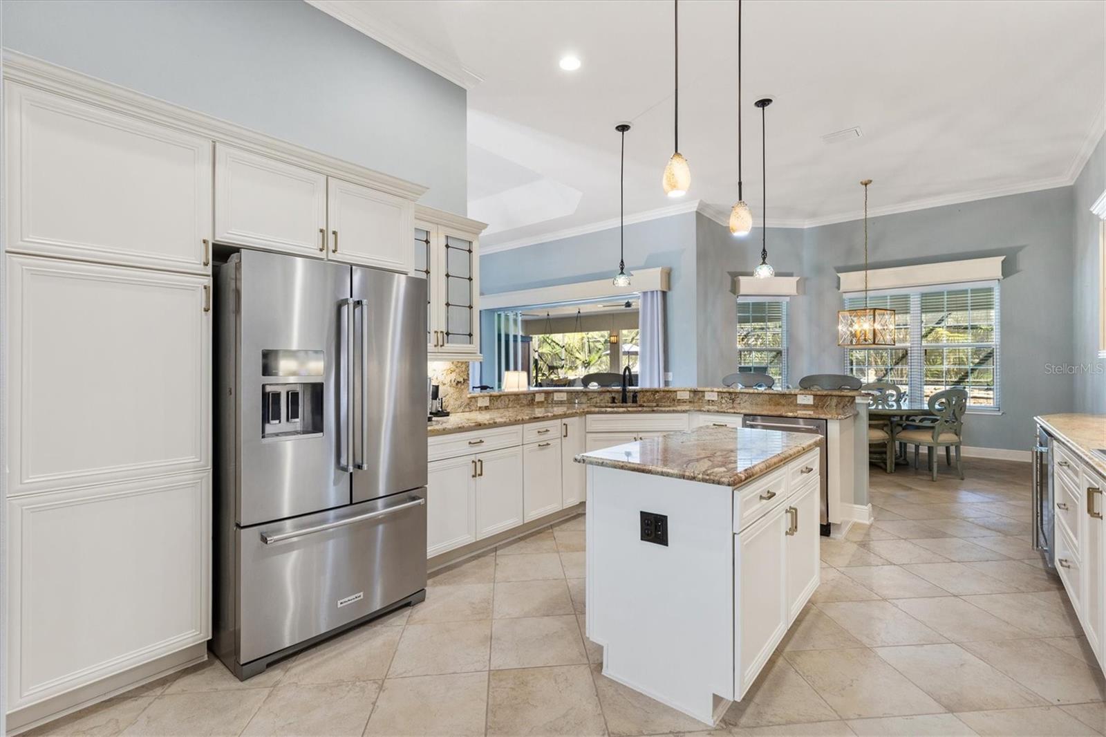 Image 42 of 75 For 849 Oakwood Street