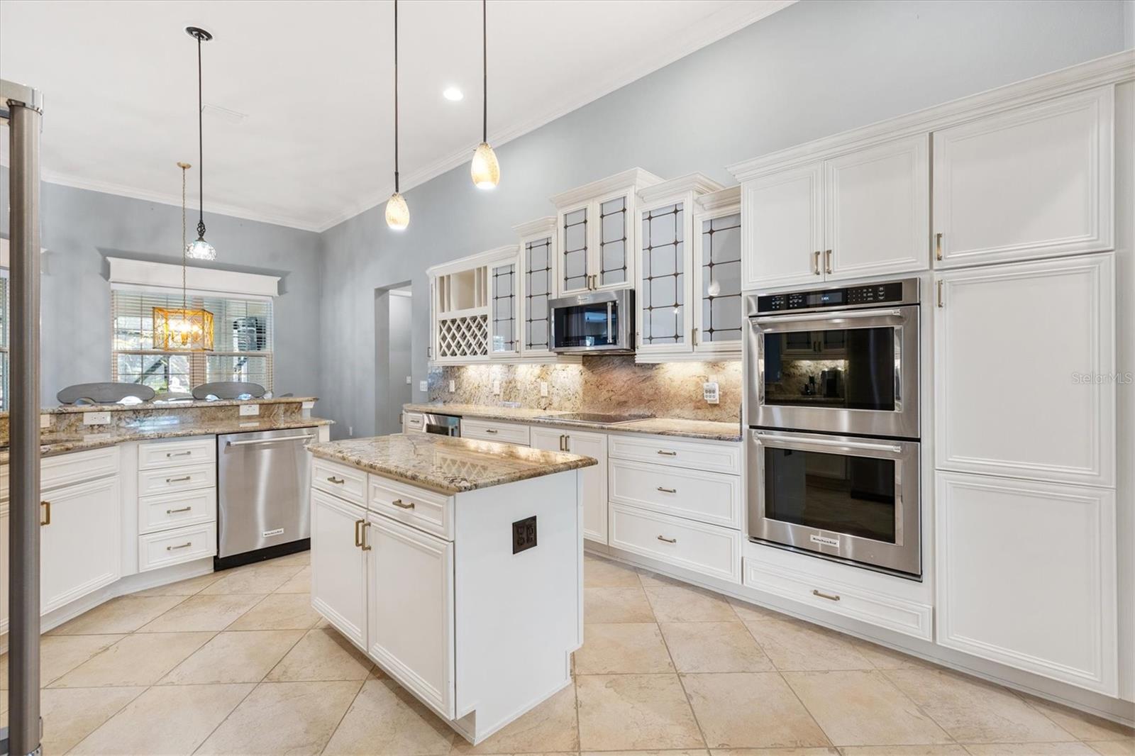 Image 43 of 75 For 849 Oakwood Street