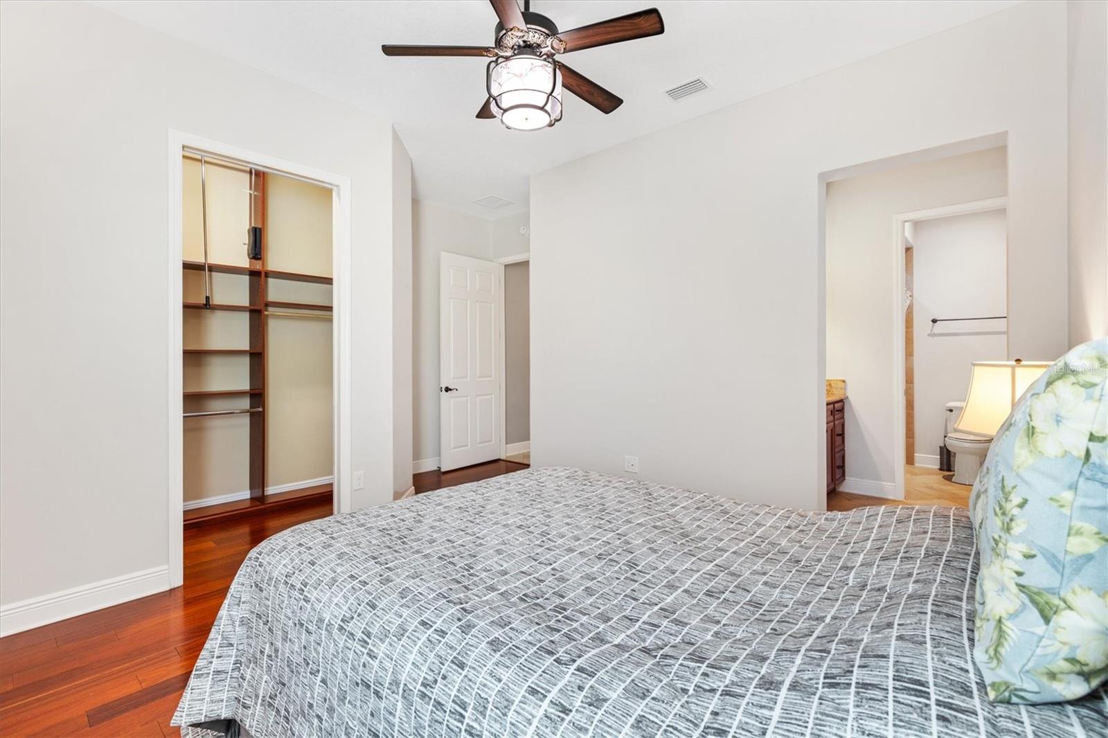 Image 53 of 75 For 849 Oakwood Street