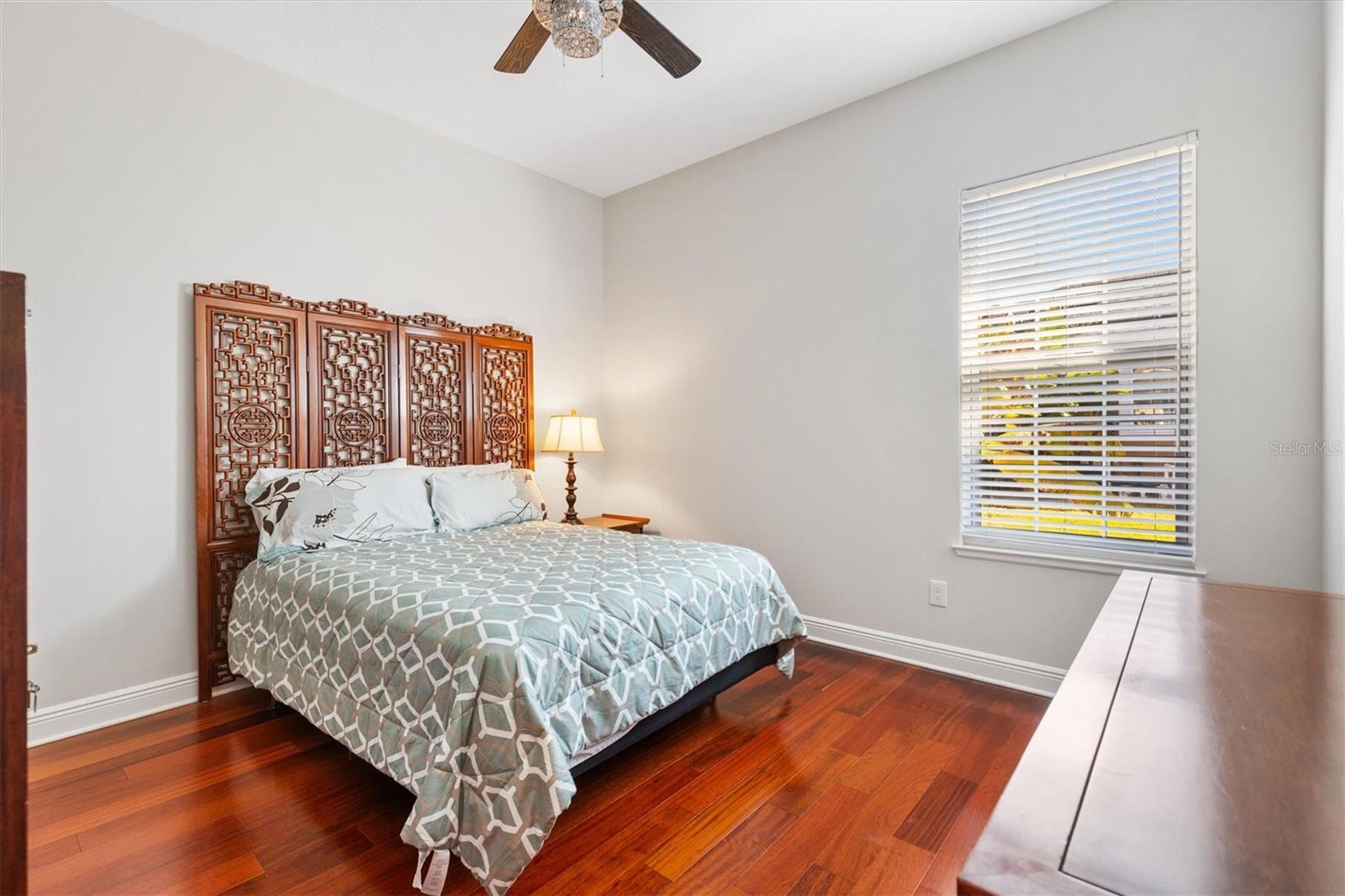 Image 56 of 75 For 849 Oakwood Street