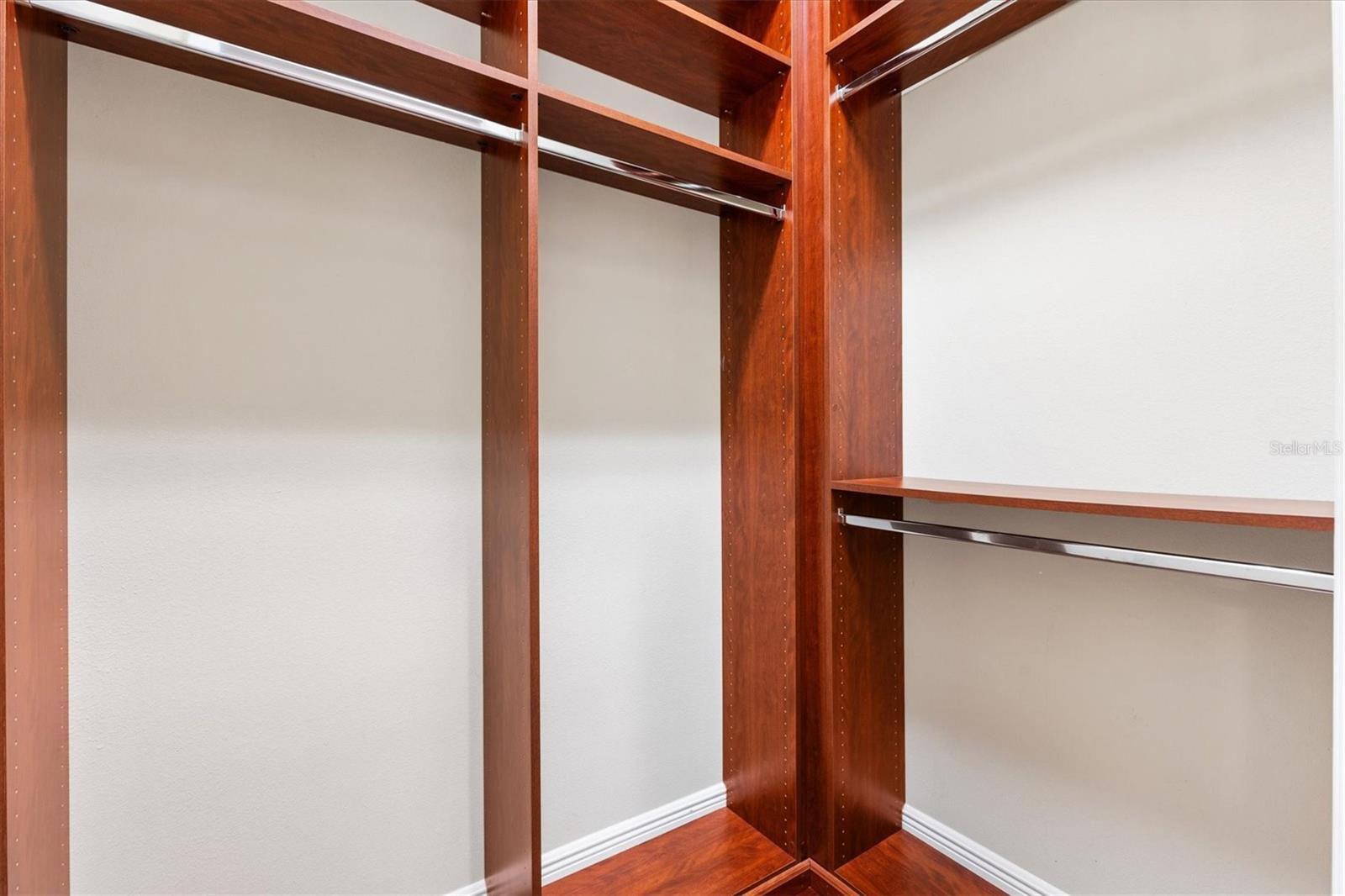 Image 58 of 75 For 849 Oakwood Street