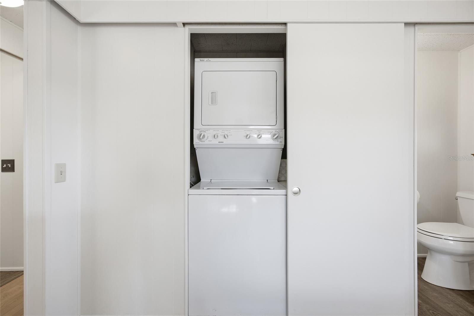 Image 18 of 35 For 3896 Picciola Road 224