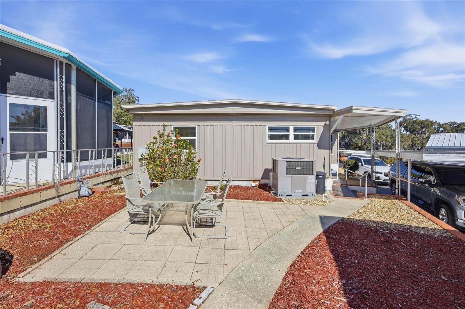 Image 20 of 35 For 3896 Picciola Road 224