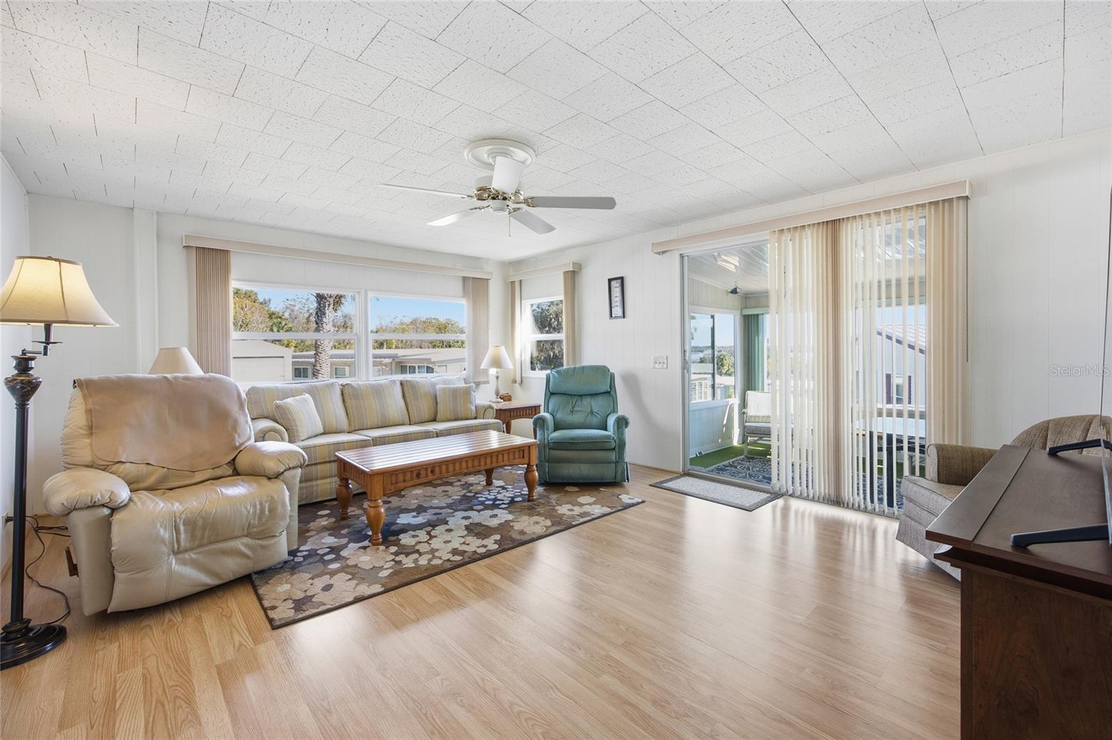 Image 7 of 35 For 3896 Picciola Road 224