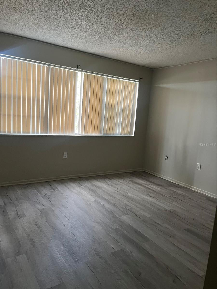 Image 6 of 11 For 4300 Baywood Boulevard B105