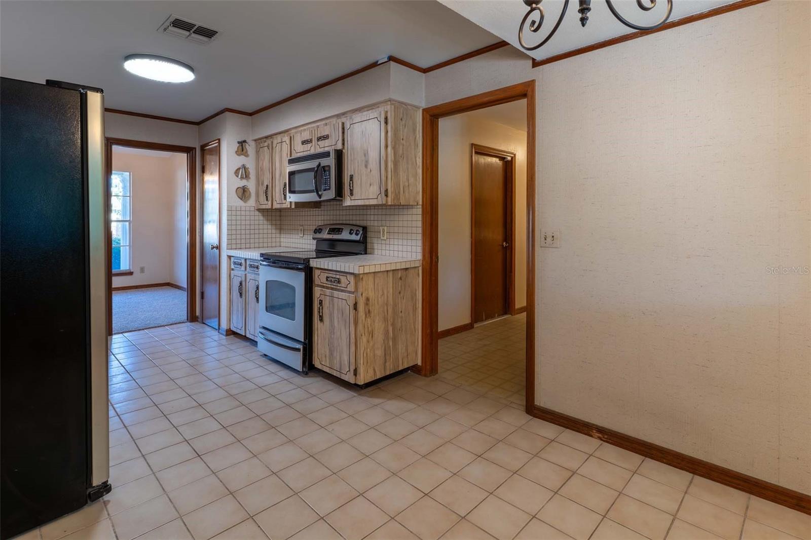 Image 23 of 65 For 409 Ranch Trail