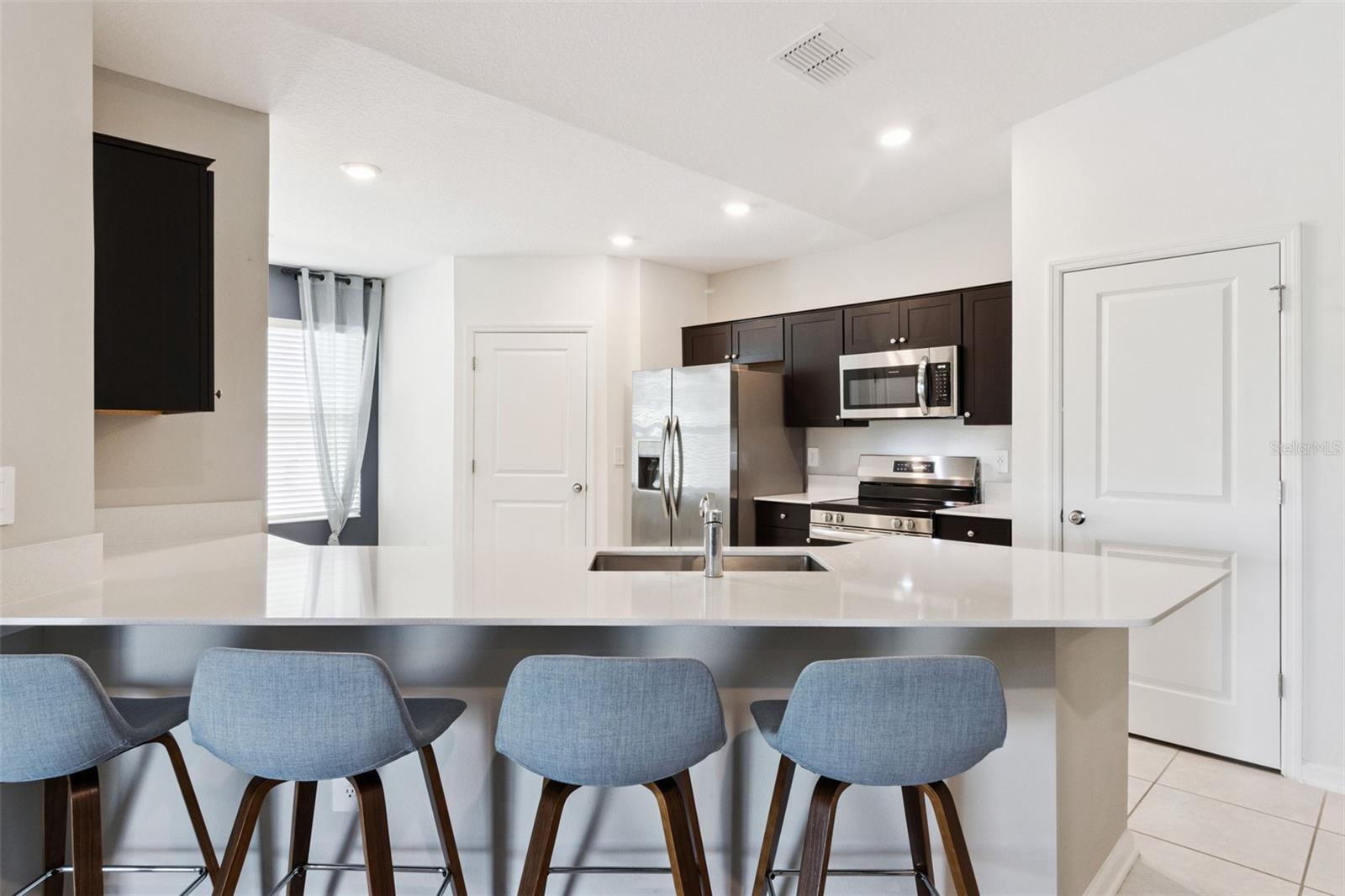 Image 14 of 63 For 101 Kayak Avenue