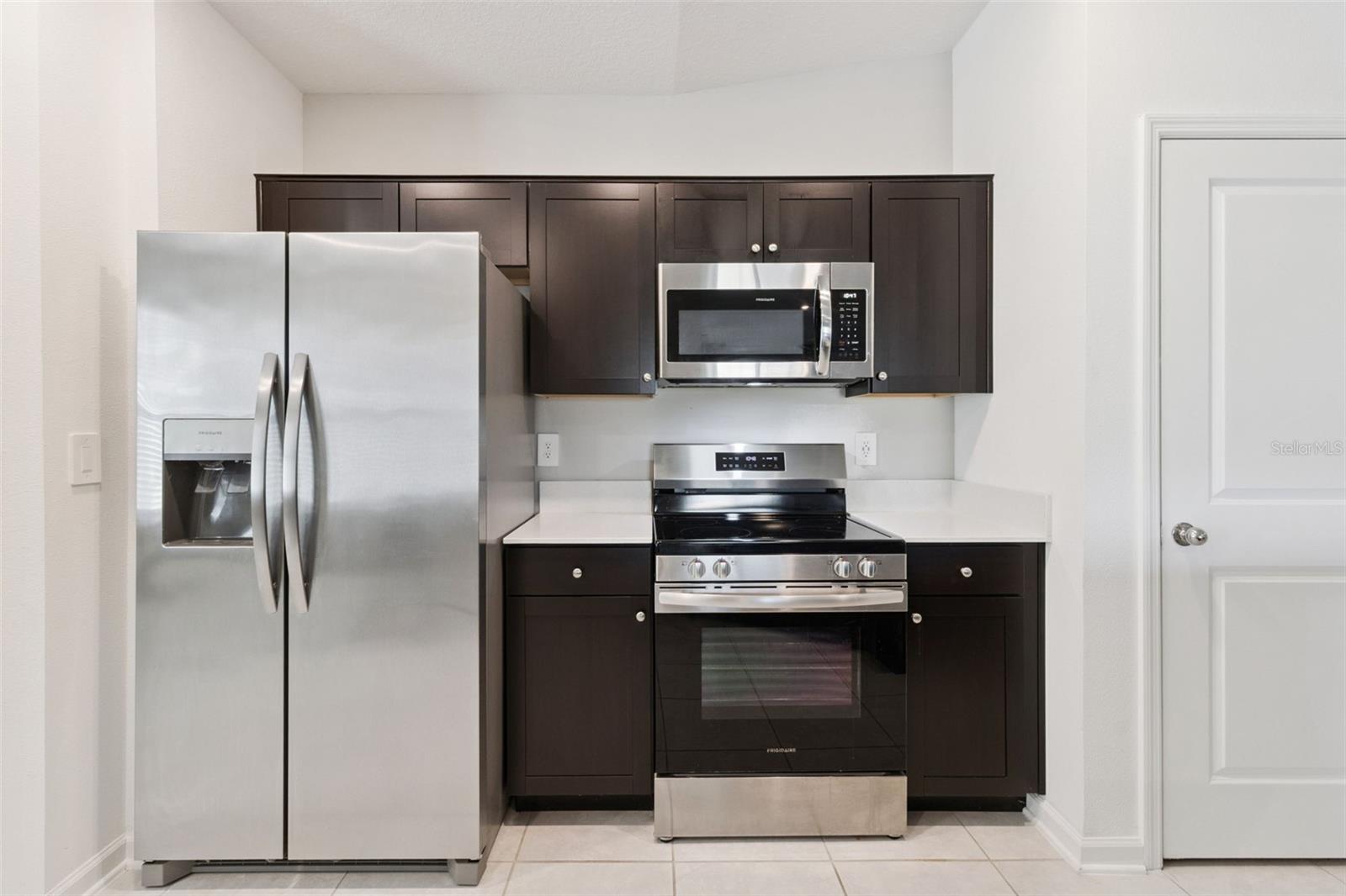 Image 18 of 63 For 101 Kayak Avenue