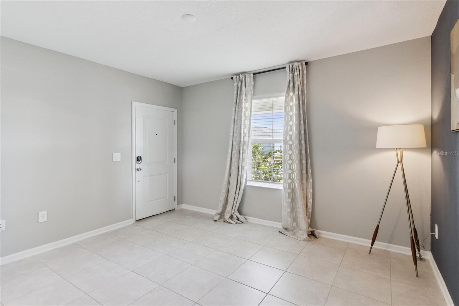 Image 26 of 63 For 101 Kayak Avenue