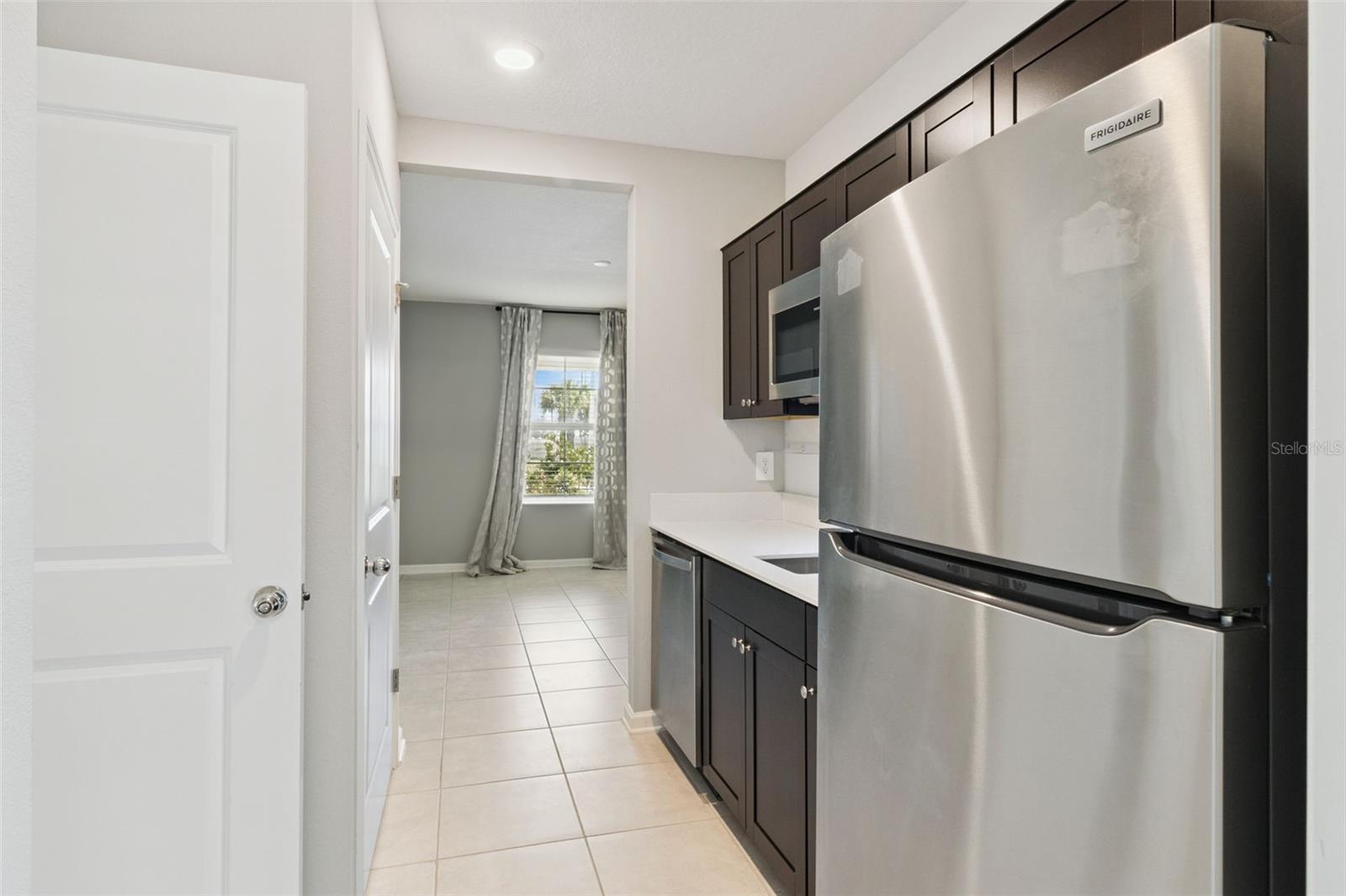 Image 28 of 63 For 101 Kayak Avenue