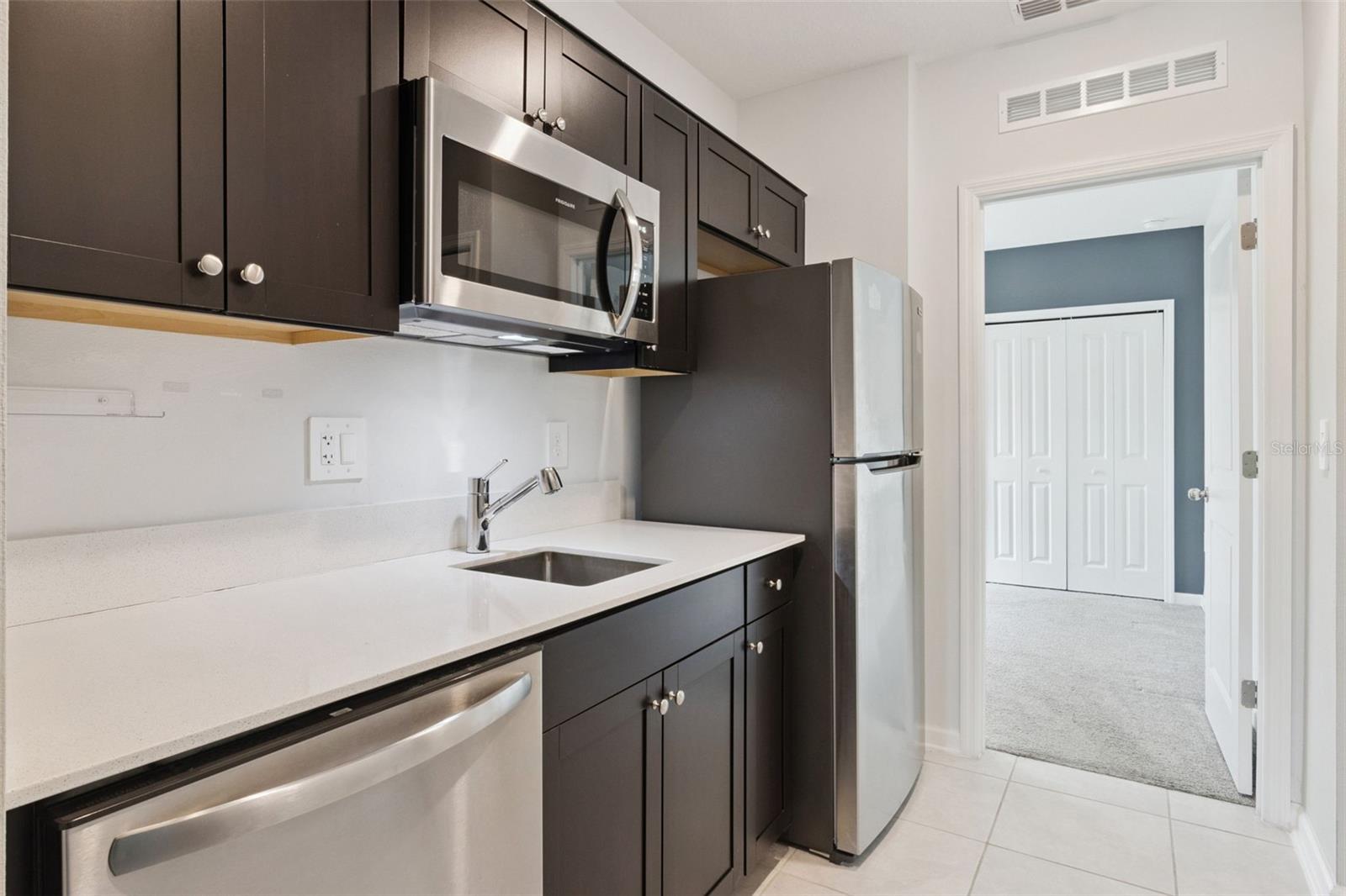 Image 29 of 63 For 101 Kayak Avenue