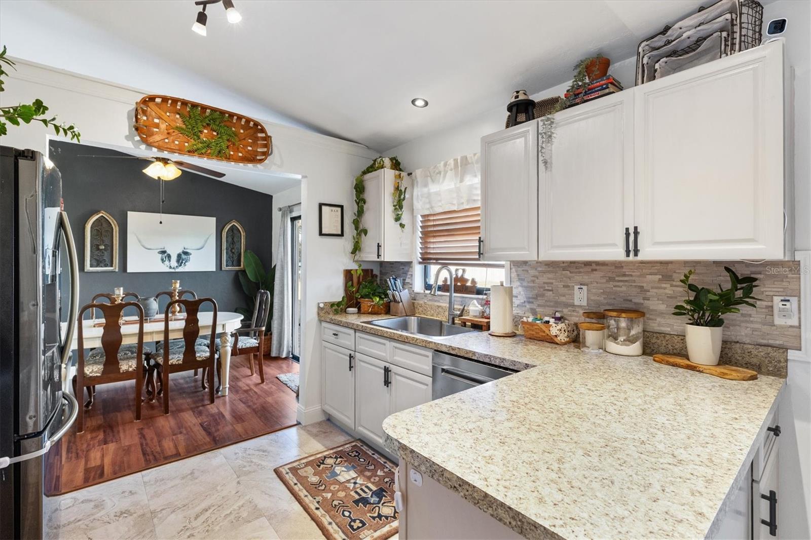 Image 10 of 26 For 11305 75th Court