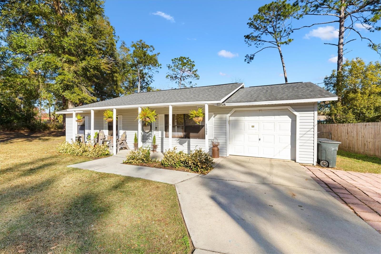 Image 2 of 26 For 11305 75th Court