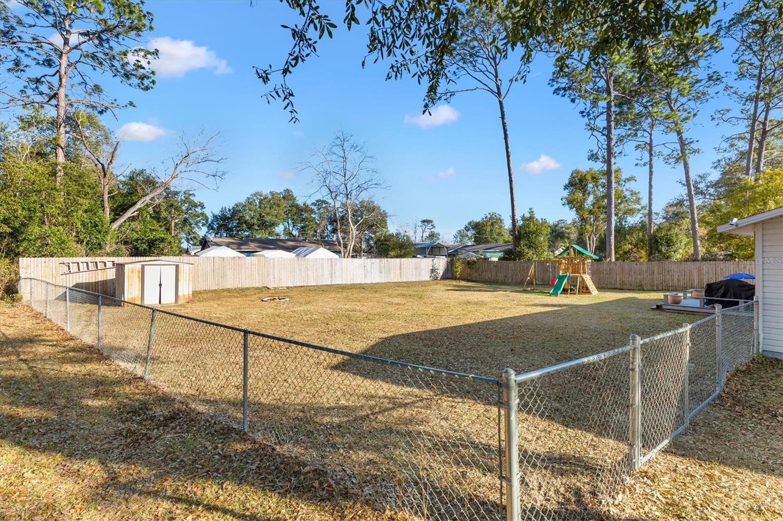 Image 23 of 26 For 11305 75th Court