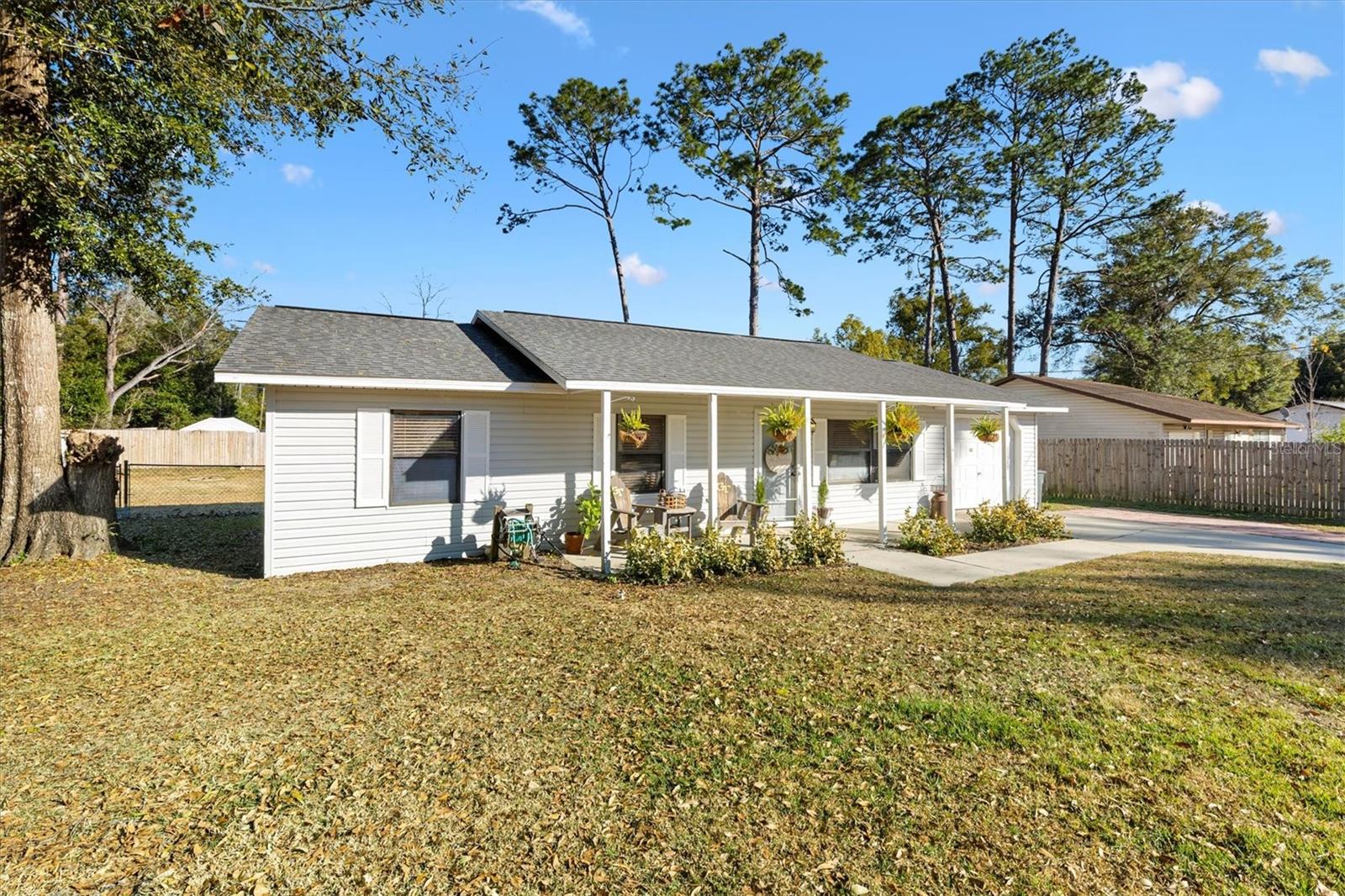 Image 3 of 26 For 11305 75th Court