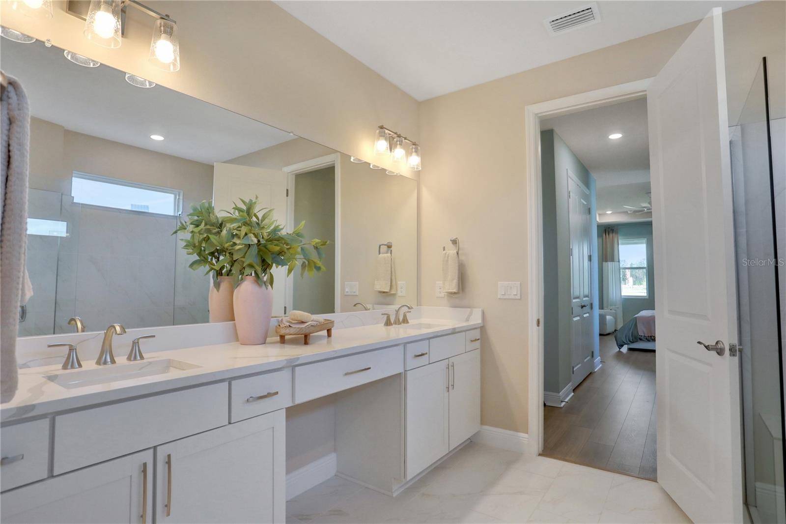 Image 33 of 70 For 17417 Valleywood Parkway