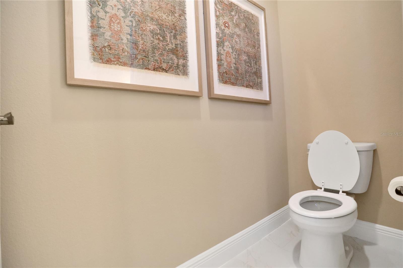 Image 36 of 70 For 17417 Valleywood Parkway