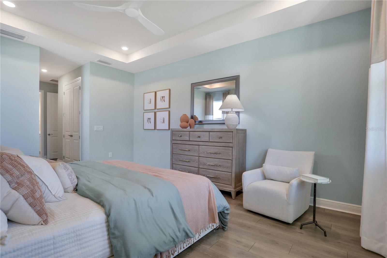 Image 40 of 70 For 17417 Valleywood Parkway