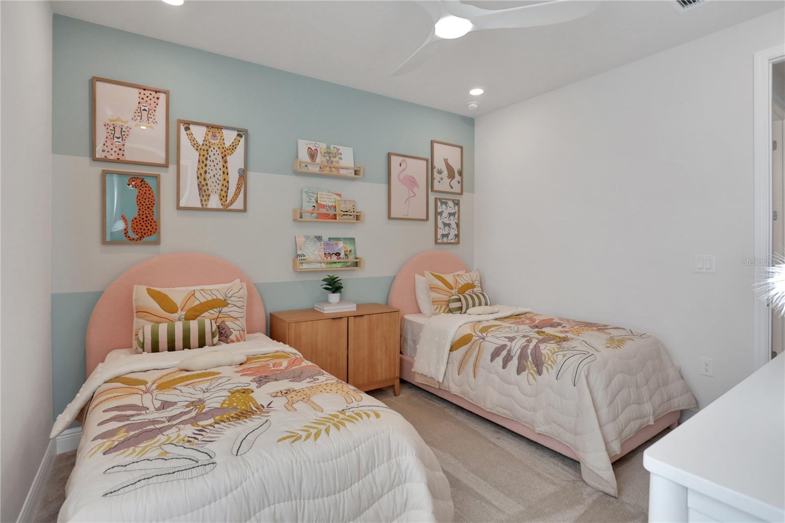 Image 55 of 70 For 17417 Valleywood Parkway