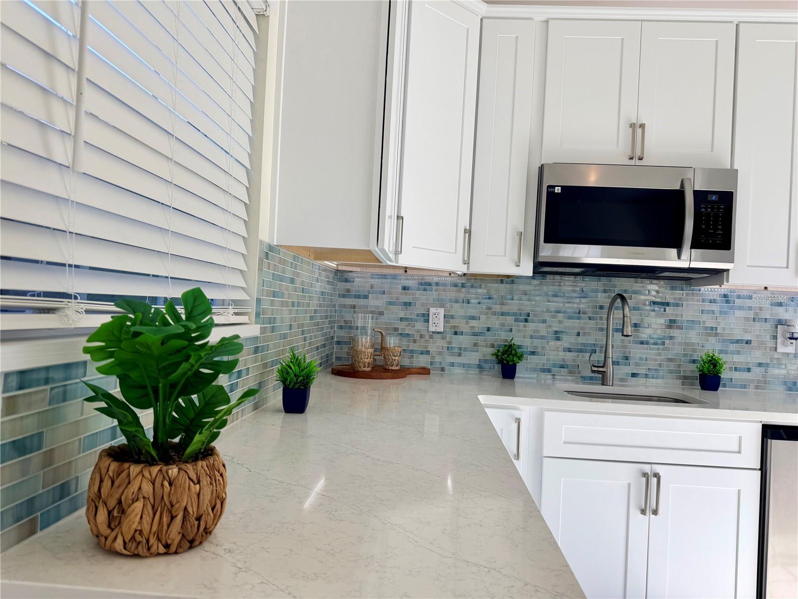 Image 12 of 32 For 9469 49th Terrace