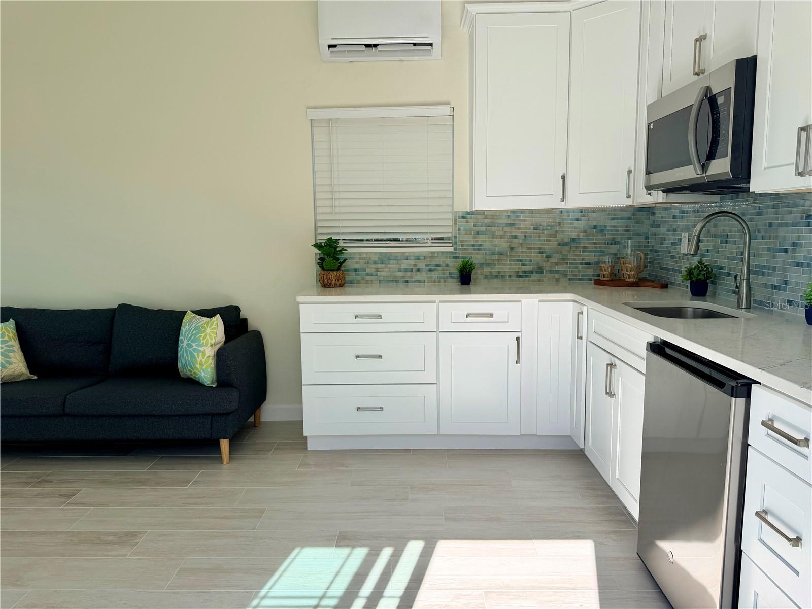 Image 13 of 32 For 9469 49th Terrace