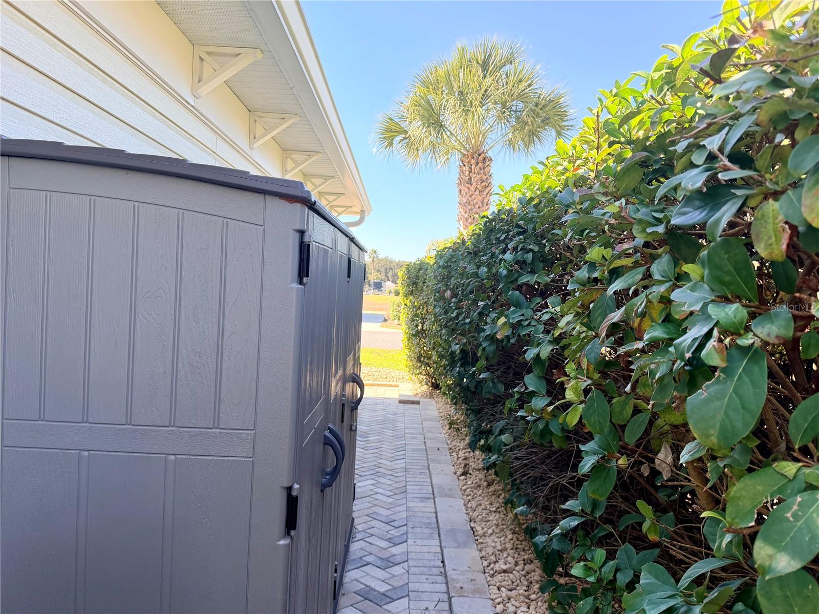 Image 6 of 32 For 9469 49th Terrace