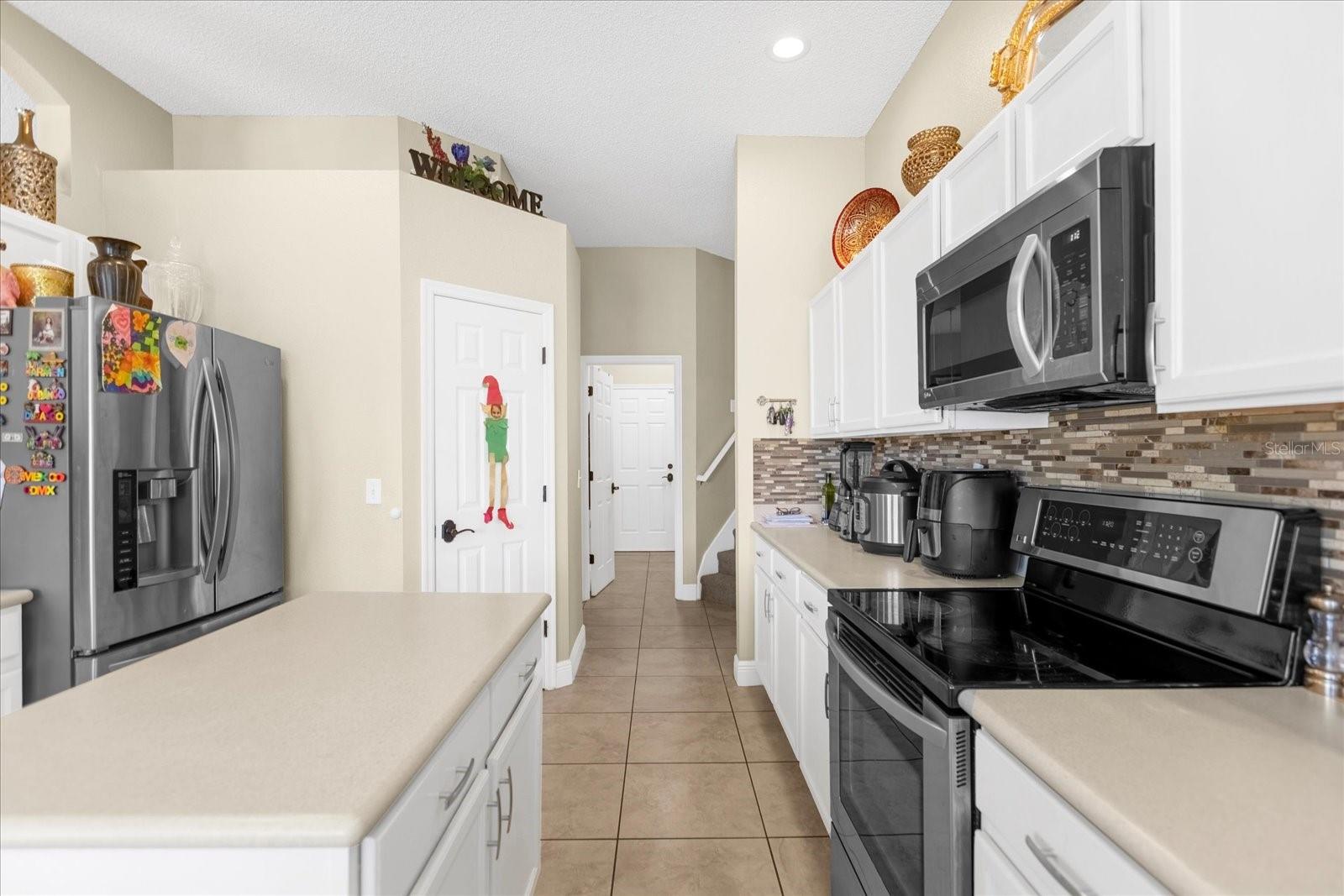 Image 10 of 41 For 100 Hollybrook Court