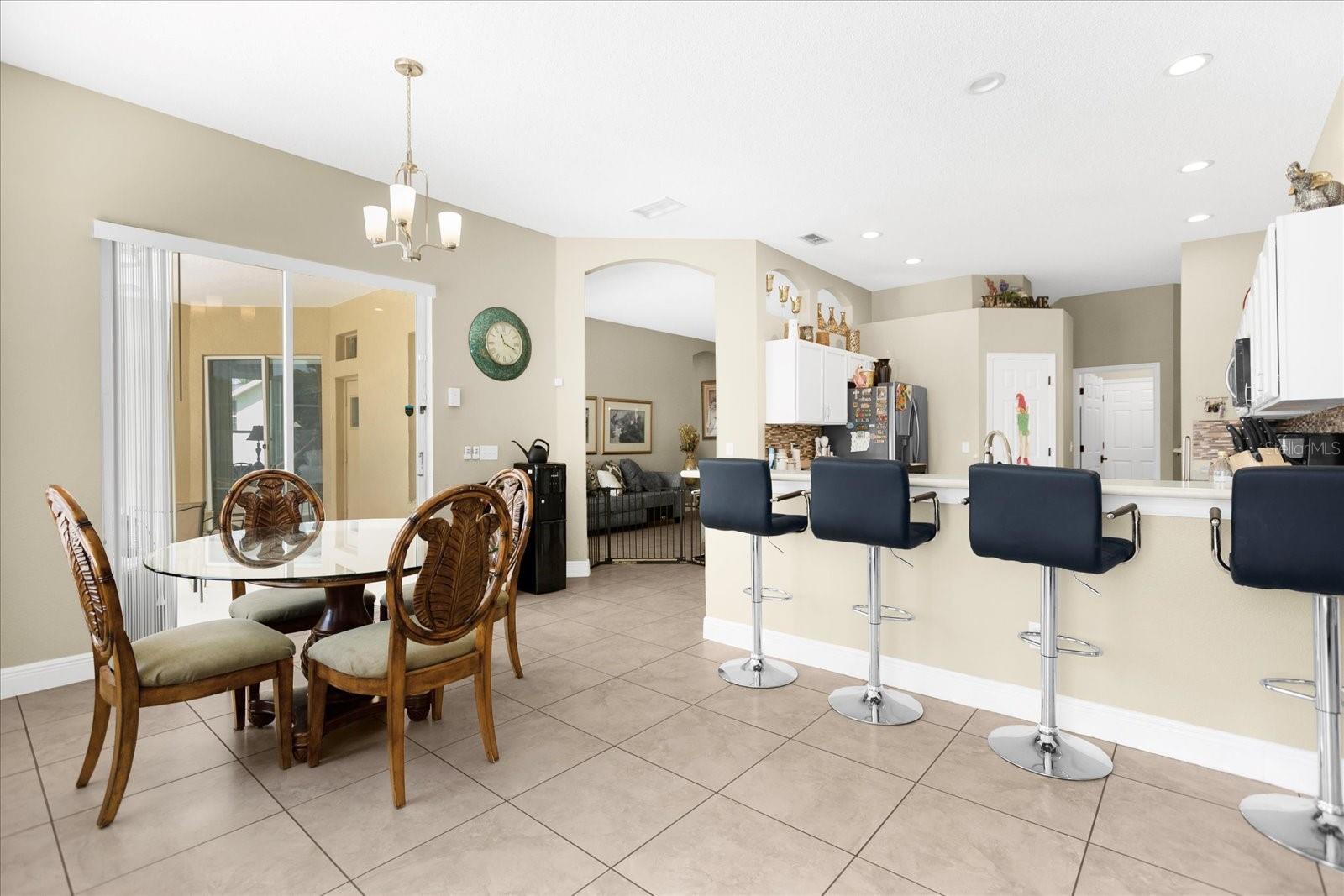 Image 14 of 41 For 100 Hollybrook Court