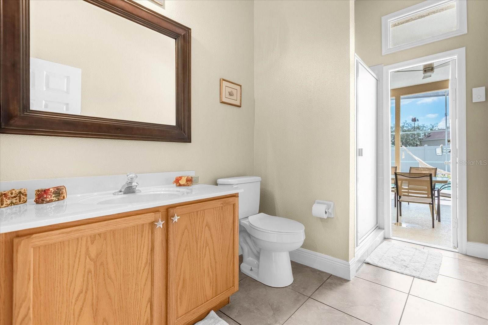 Image 25 of 41 For 100 Hollybrook Court