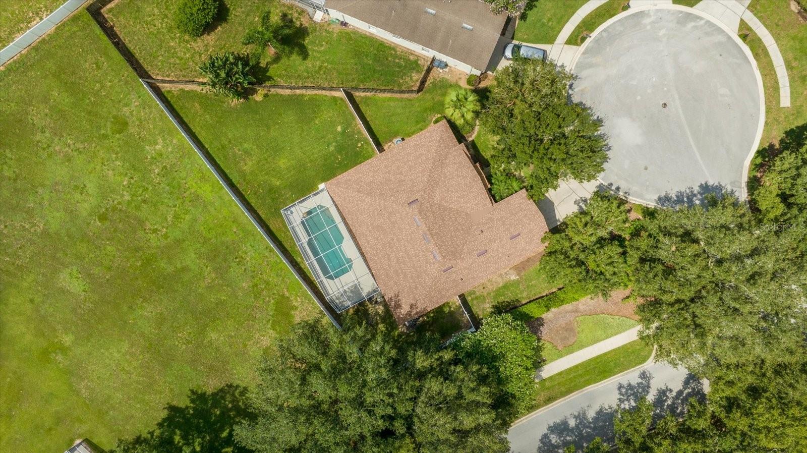 Image 40 of 41 For 100 Hollybrook Court