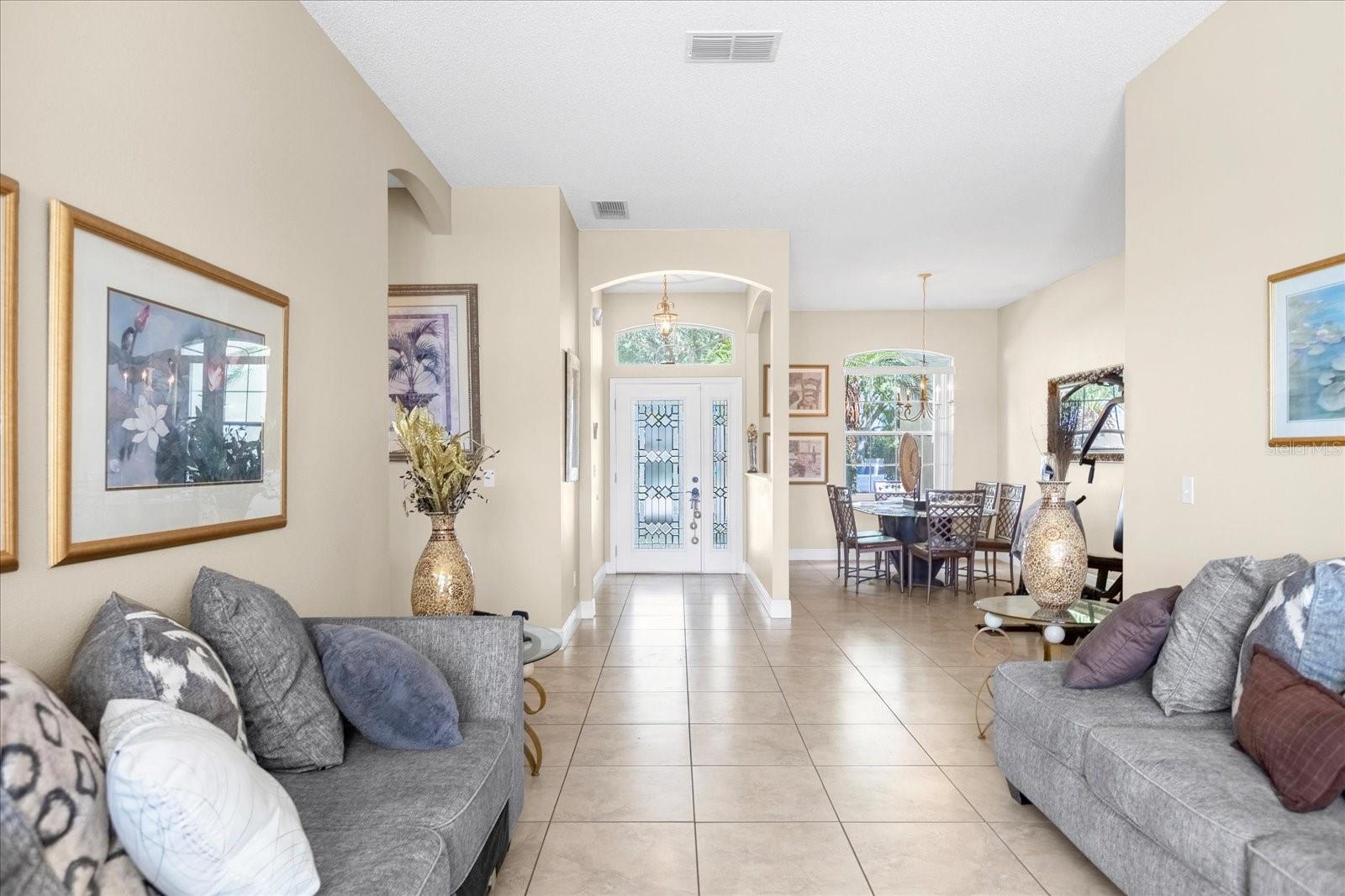 Image 5 of 41 For 100 Hollybrook Court