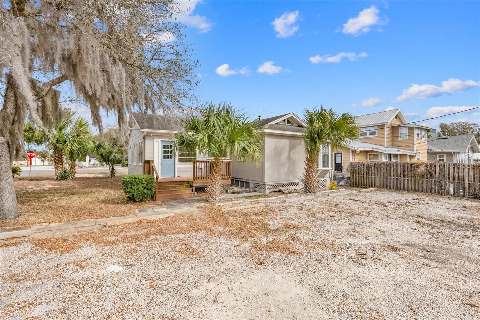 Image 19 of 24 For 900 Orange Avenue