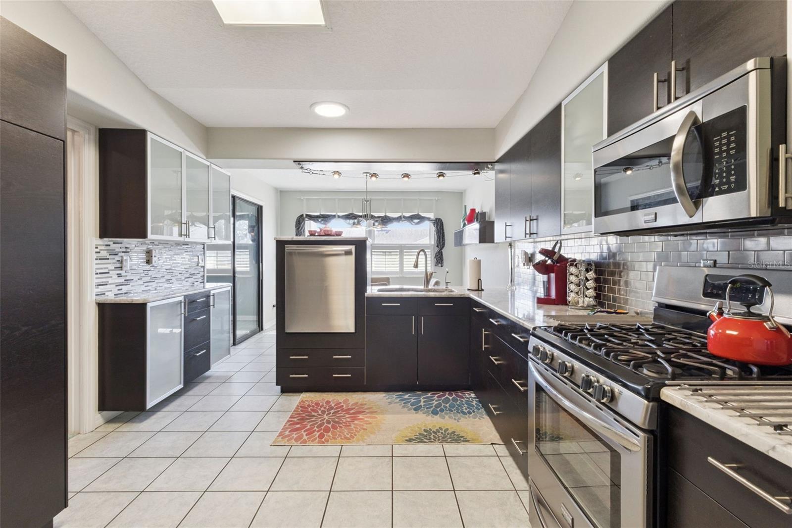 Image 10 of 40 For 6514 Wilander Street