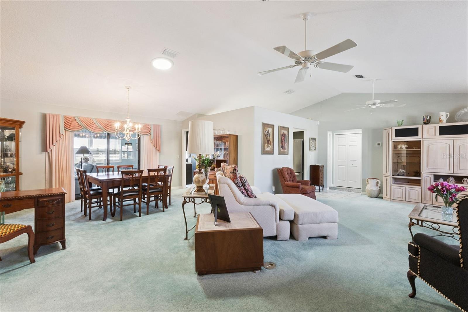 Image 3 of 40 For 6514 Wilander Street