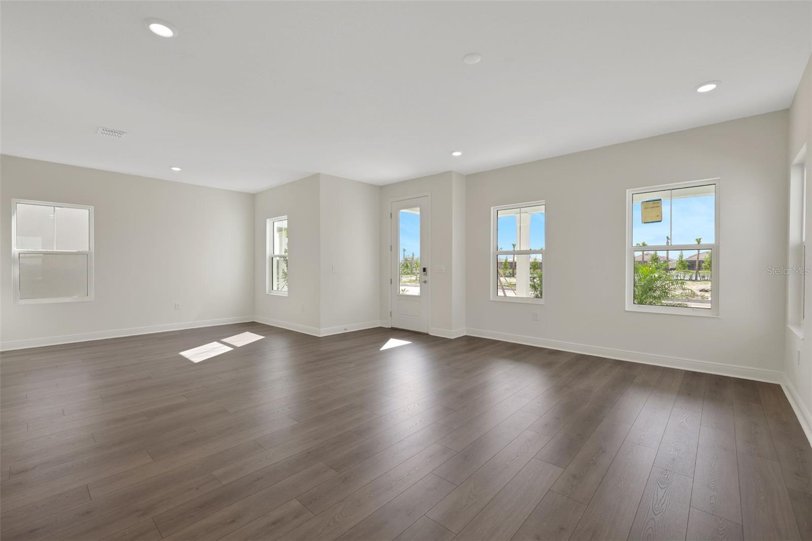 Image 15 of 42 For 130 Bragg Lane