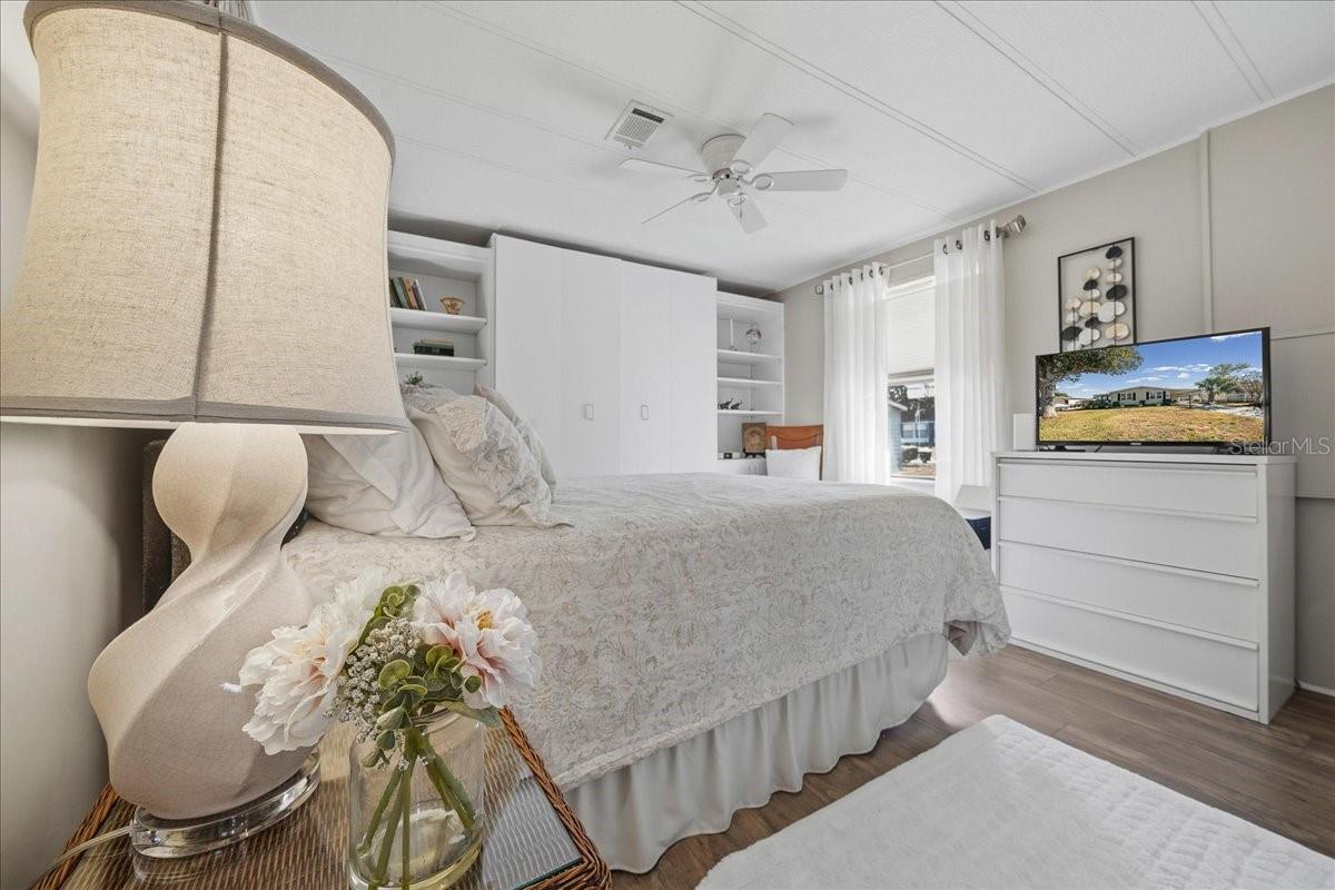 Image 36 of 62 For 1003 Matthew Avenue