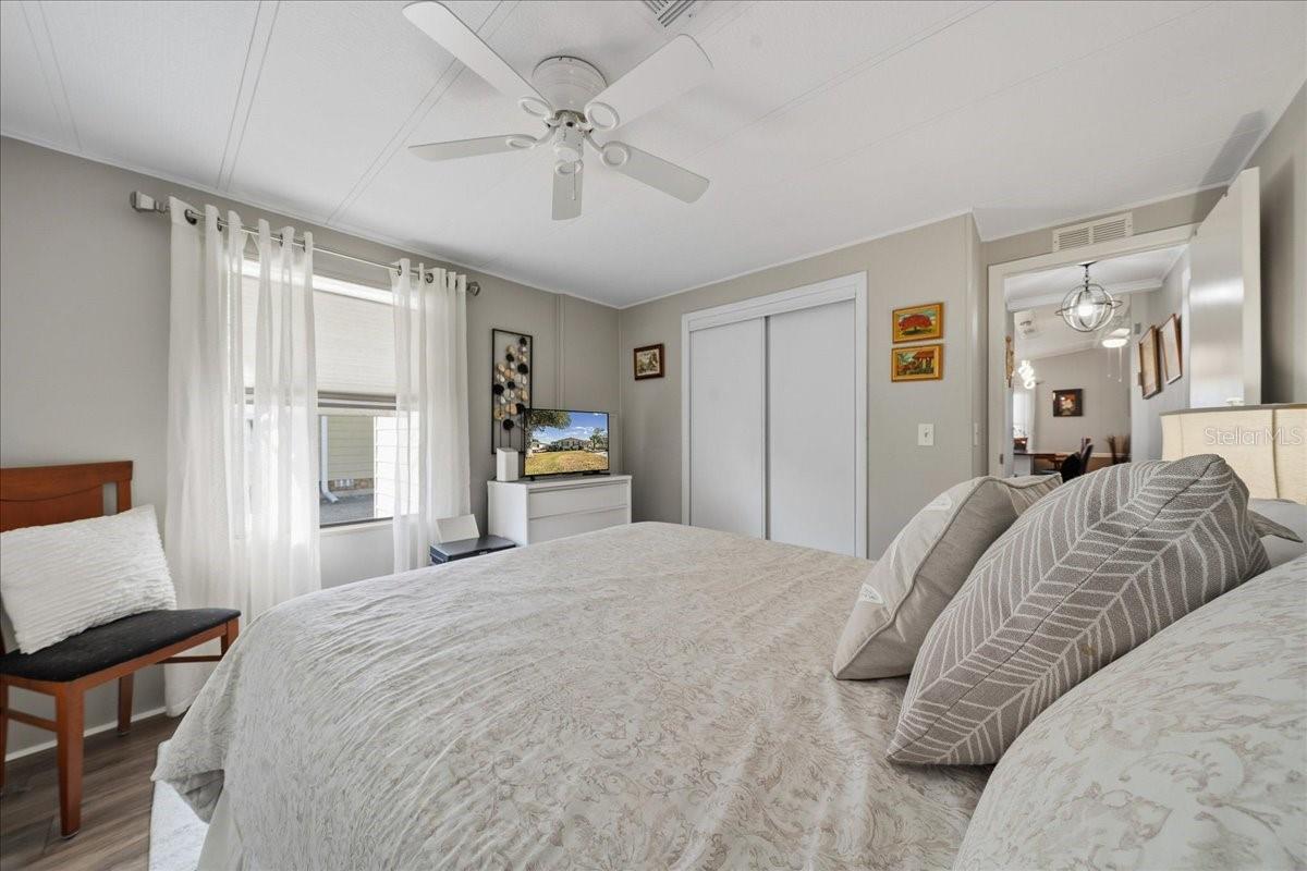 Image 39 of 62 For 1003 Matthew Avenue