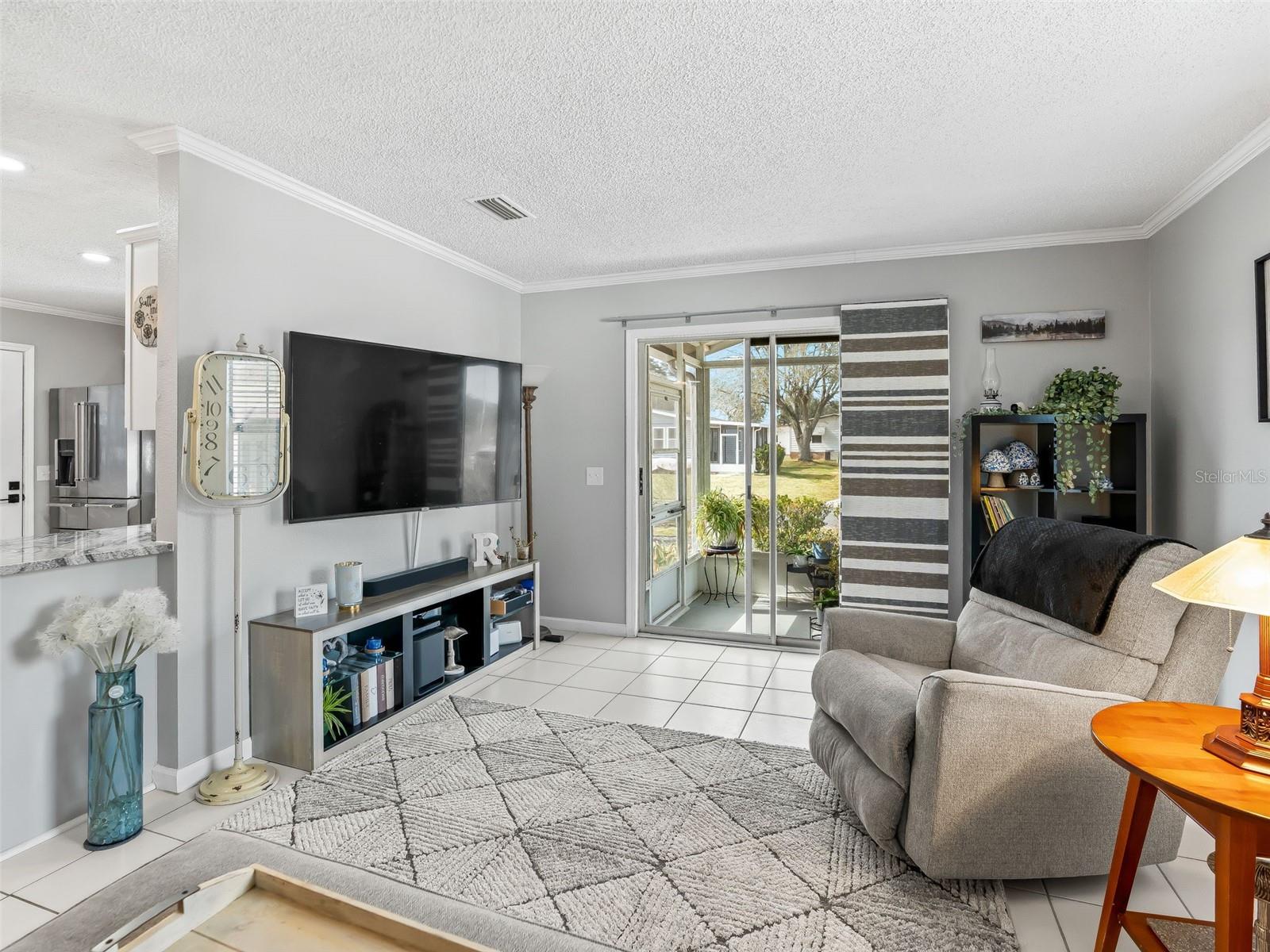 Image 12 of 35 For 1227 Schwartz Boulevard