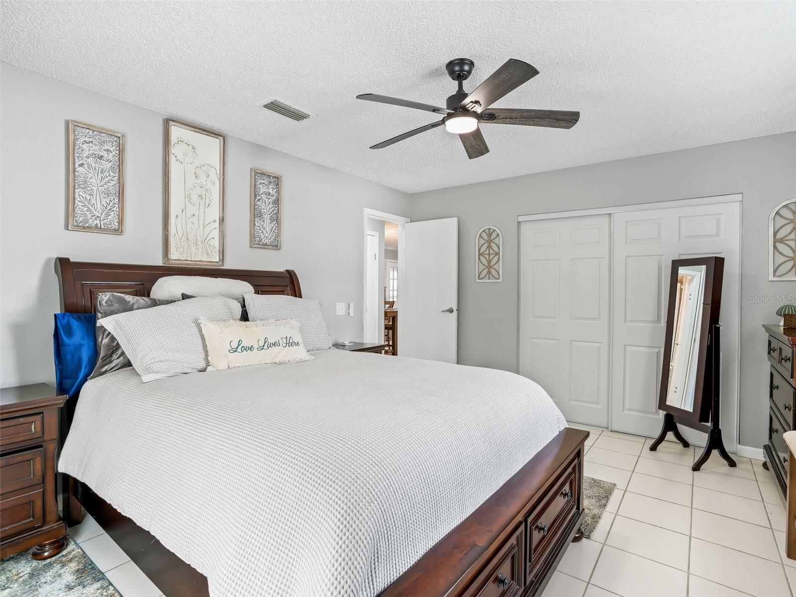 Image 17 of 35 For 1227 Schwartz Boulevard