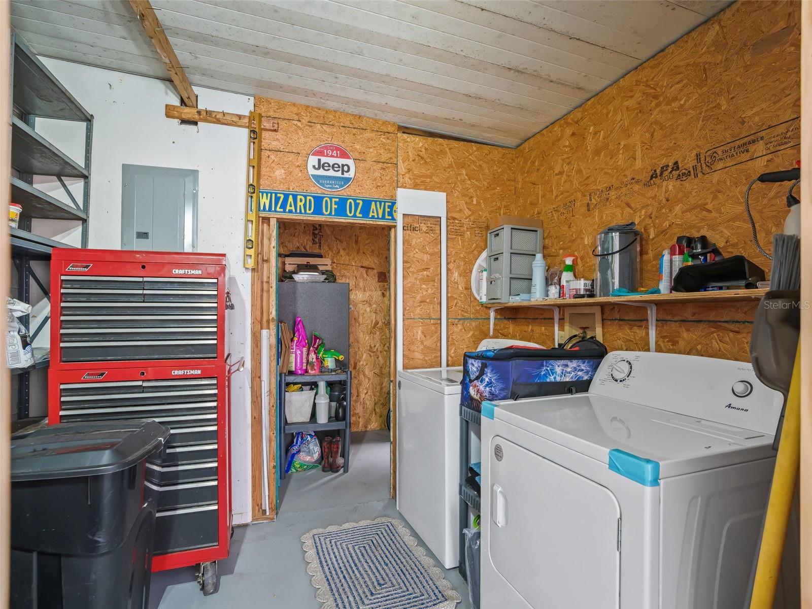 Image 21 of 35 For 1227 Schwartz Boulevard