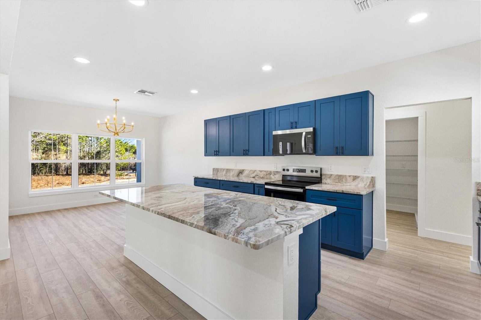 Image 12 of 47 For 8506 County Road 243