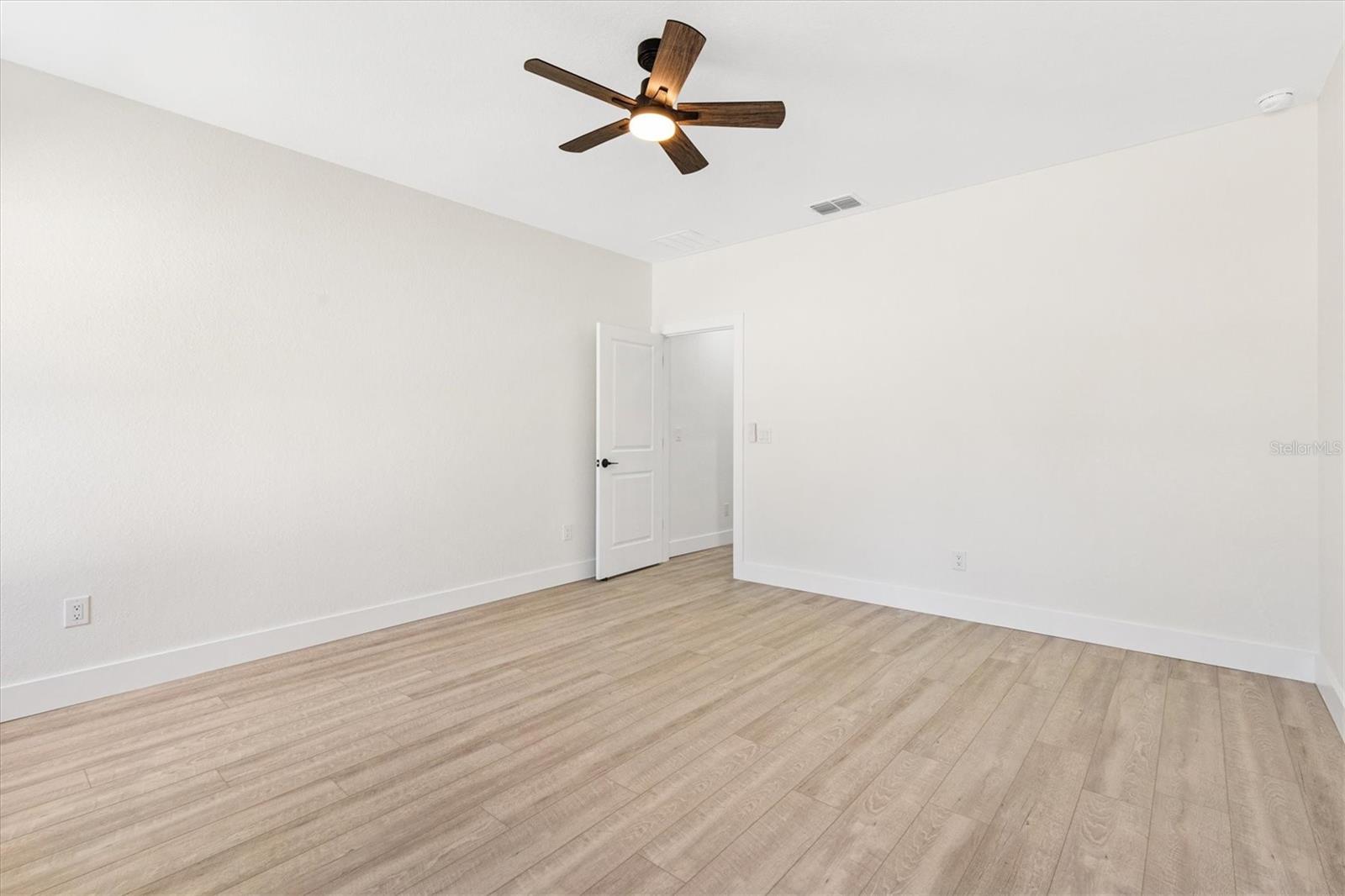 Image 19 of 47 For 8506 County Road 243