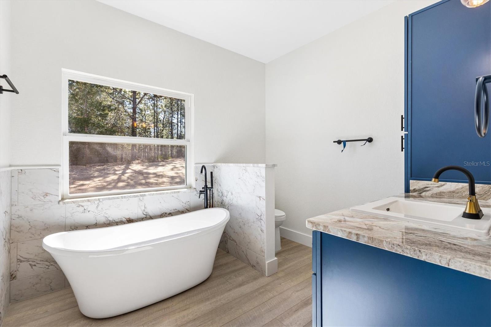 Image 20 of 47 For 8506 County Road 243