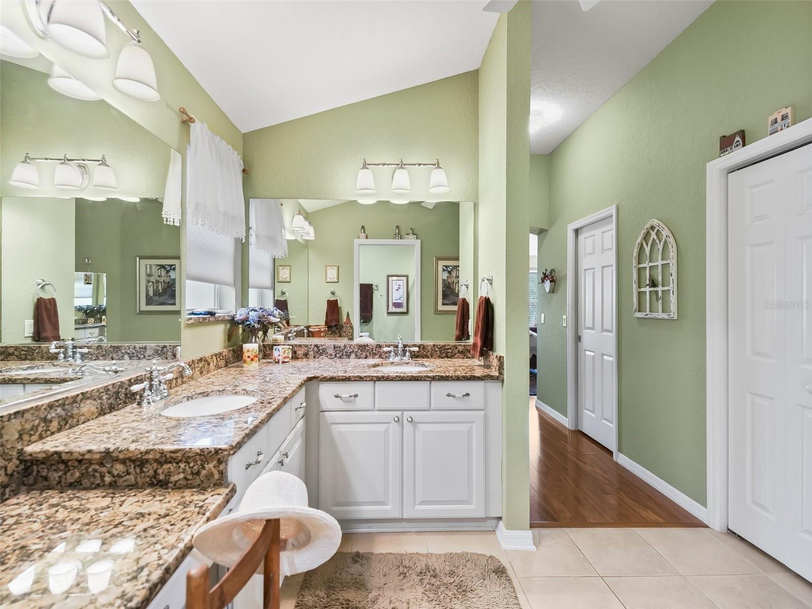 Image 18 of 40 For 2234 Westchester Way